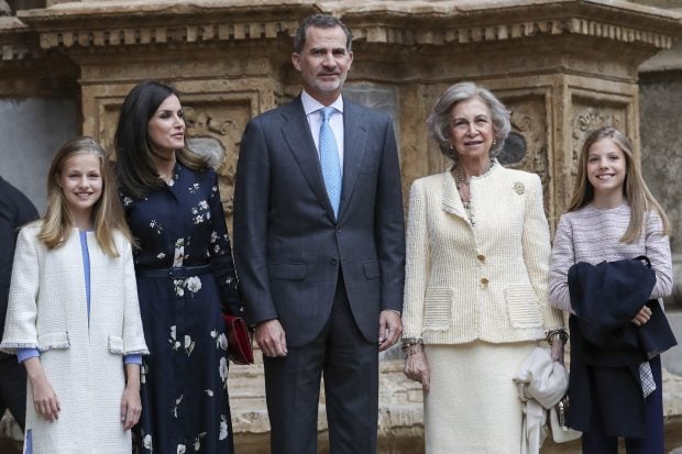 La Familia Real a las puertas de la catedral de Palma / Gtres