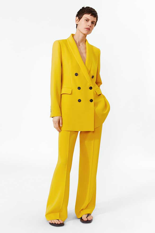 traje amarillo zara