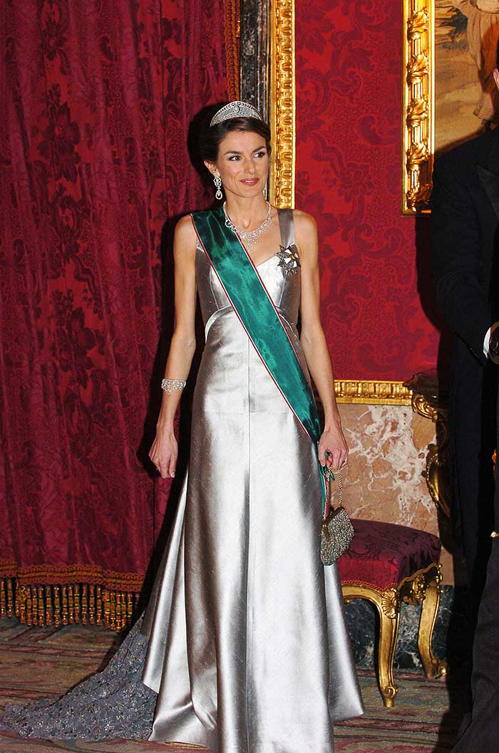Vestido gris de boda doña Letizia
