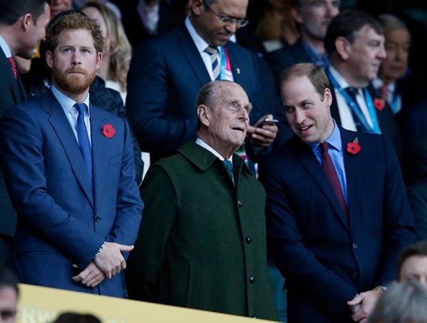El príncipe Guillermo, el duque de Edimburgo, príncipe Harry