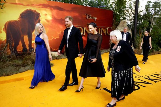 Meghan Markle y el Príncipe Harry en el estreno londinense de 'El rey león' / GTRES
