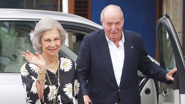 El Rey Juan Carlos y la Reina Sofía hace dos semanas en Sanxenxo / GTRES