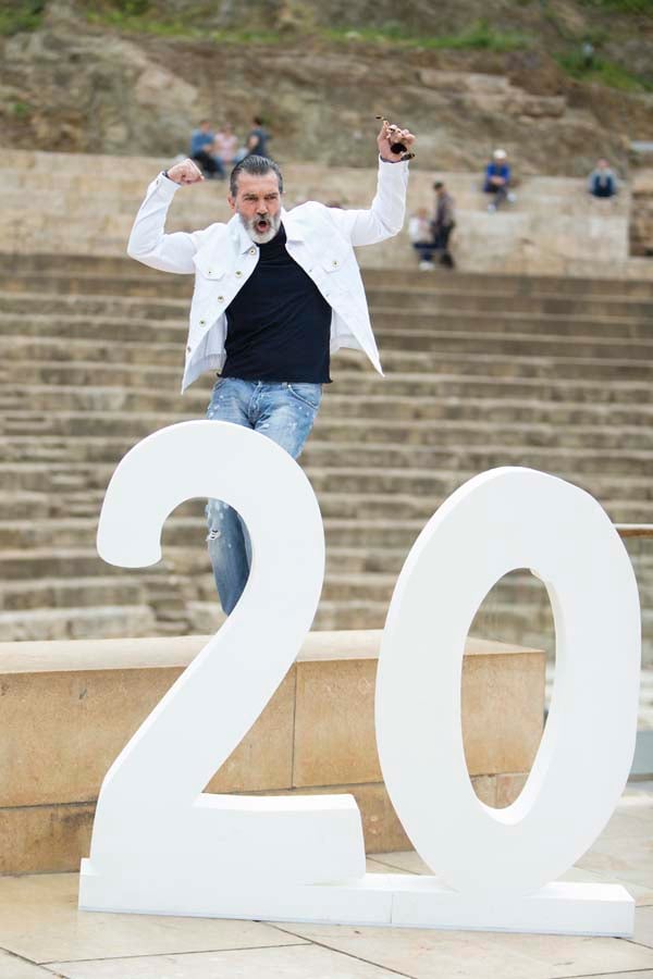 Antonio Banderas tras ganar la Biznaga de Oro en el Festival de Málaga de 2017 / GTRES