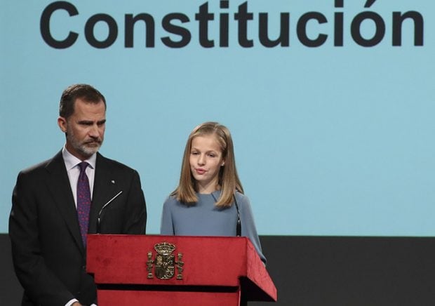 el 31 de octubre del año pasado, coincidiendo con su 13 cumpleaños, la escuchábamos por primera vez en el 40 aniversario de la Constitución.