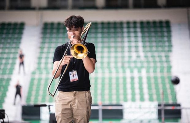 Alexandre tiene grandes habilidades con el trombón / Gtres