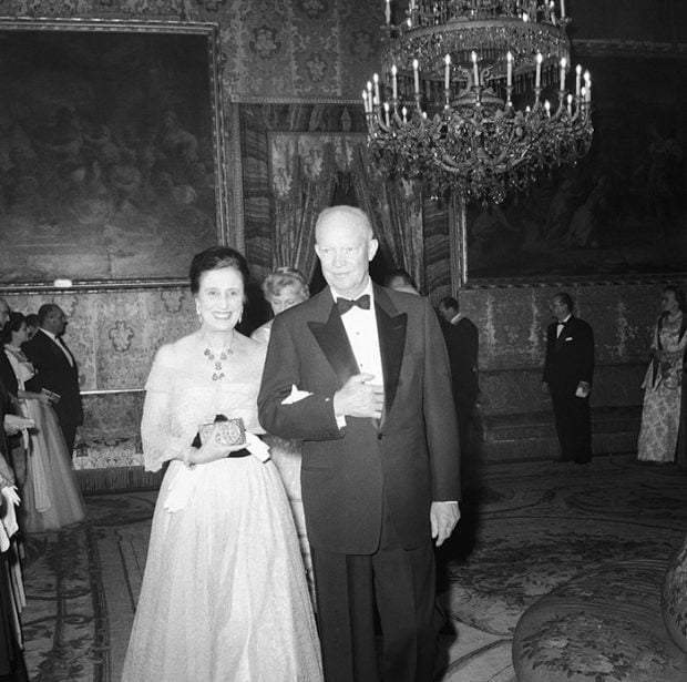 Carmen Polo en diciembre de 1959 durante la visita del presidente Dwight Eisenhower a España/Gtres