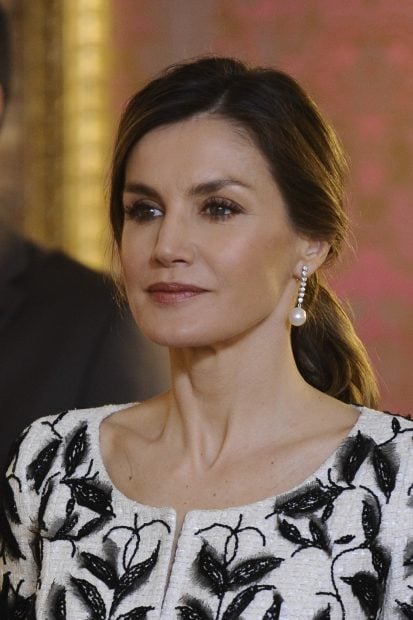 Letizia con unos de los pendientes / Gtres