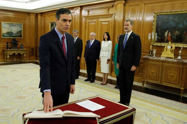 Felipe VI, Pedro S&aacute;nchez