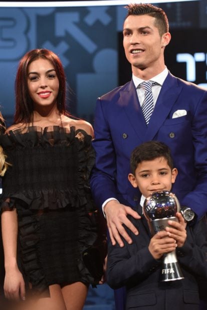 Cristiano Ronaldo, Georgina Rodriguez and Ronaldo JR en una imagen de archivo/Gtres
