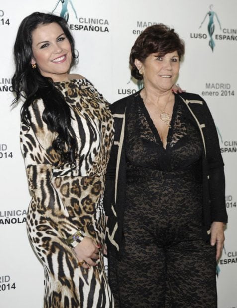 Dolores Aveiro junto a su hija Katia Aveiro en una imagen de archivo/Gtres
