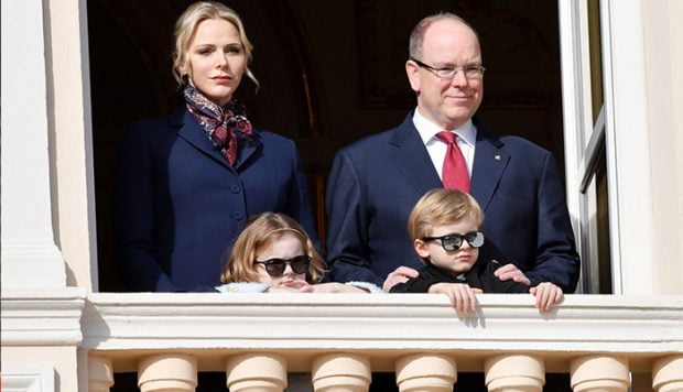 La familia de Alberto de Mónaco al completo con su esposa y sus dos hijos mellizos / GTRES