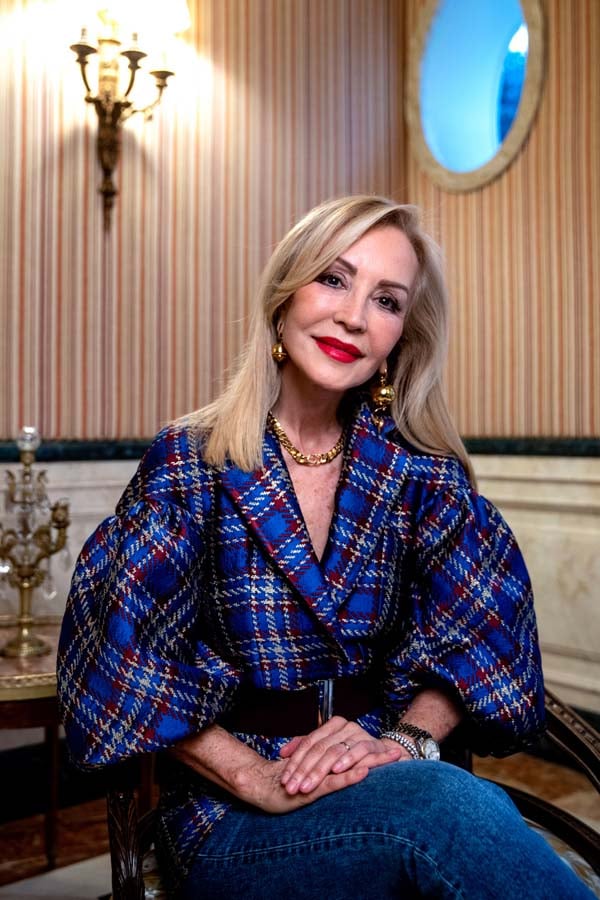 Carmen Lomana 