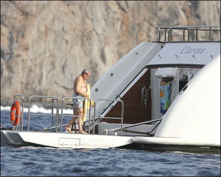 Francisco Hernando disfrutando de su barco en una imagen de archivo / GTRES