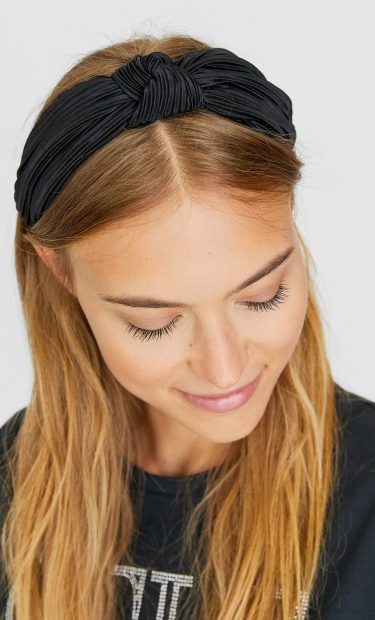5 diademas para ir siempre peinada con estilo 