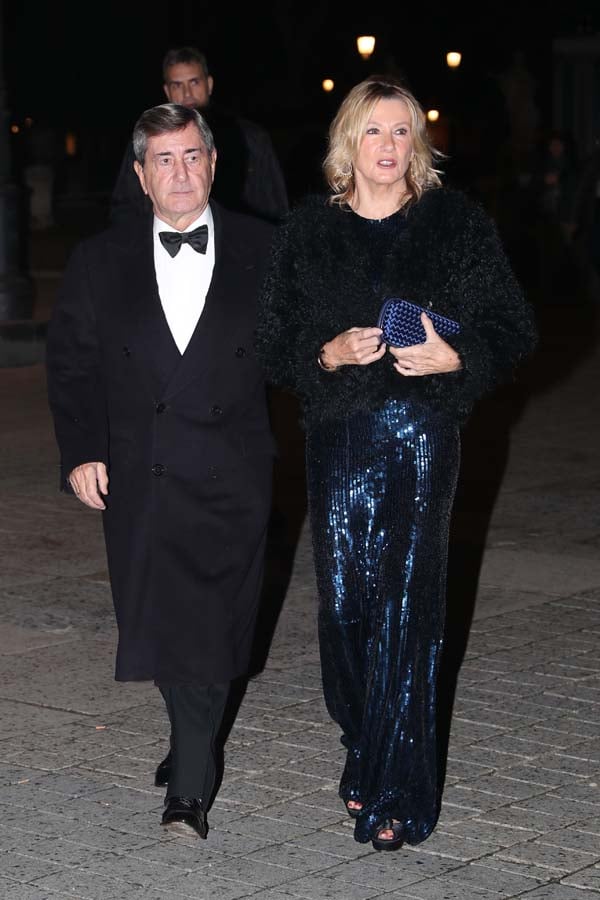 Alfonso Cortina junto a su mujer, Miriam Lapique, en una imagen de archivo / GTRES