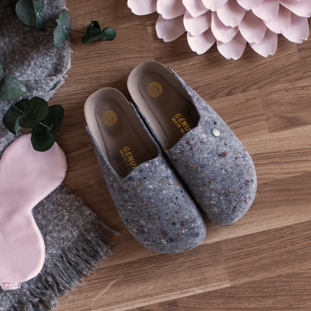 Las 5 zapatillas de estar por casa que triunfan durante la cuarentena