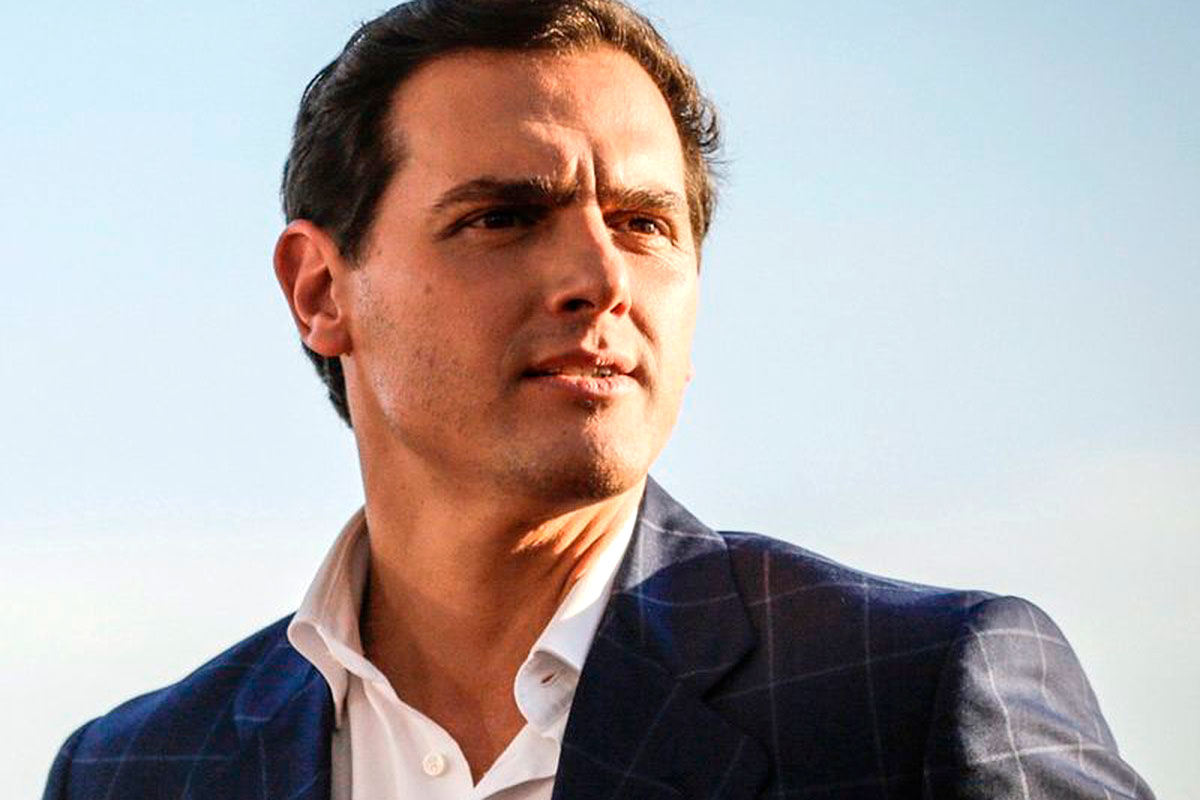 Albert Rivera vuelve a dar la cara / Twitter de Albert Rivera