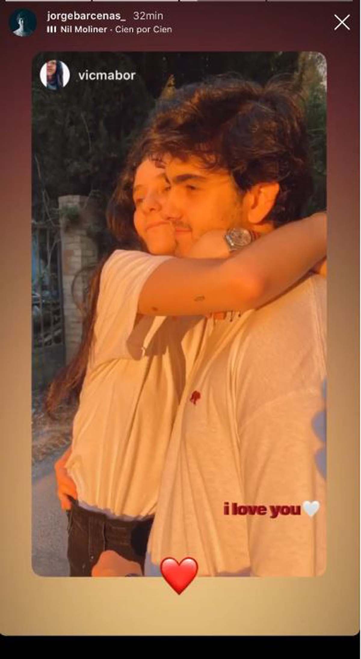 Victoria Federica y Jorge Bárcenas abrazados en la Sierra de Cazorla / Instagram
