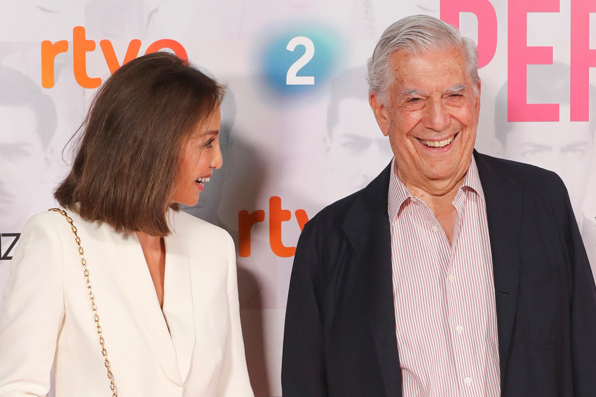 Isabel Preysler y Mario Vargas Llosa en una imagen de archivo / Gtres