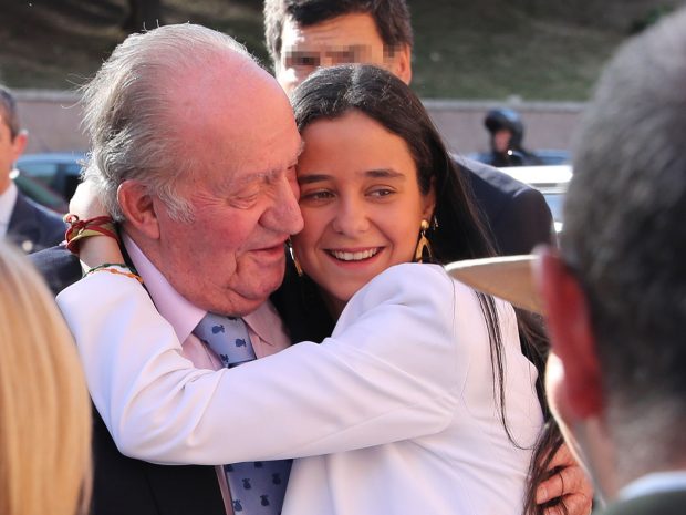 Rey Juan Carlos y Victoria Federica