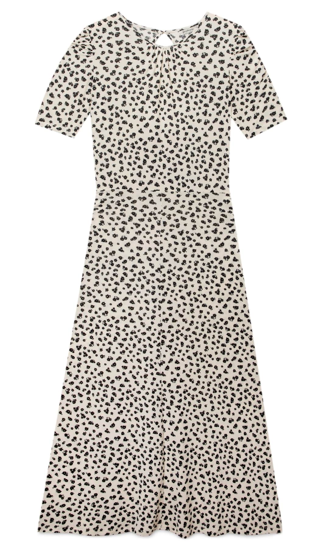 Stradivarius: Este es el vestido midi destinado a convertirse en viral por menos de 30 euros