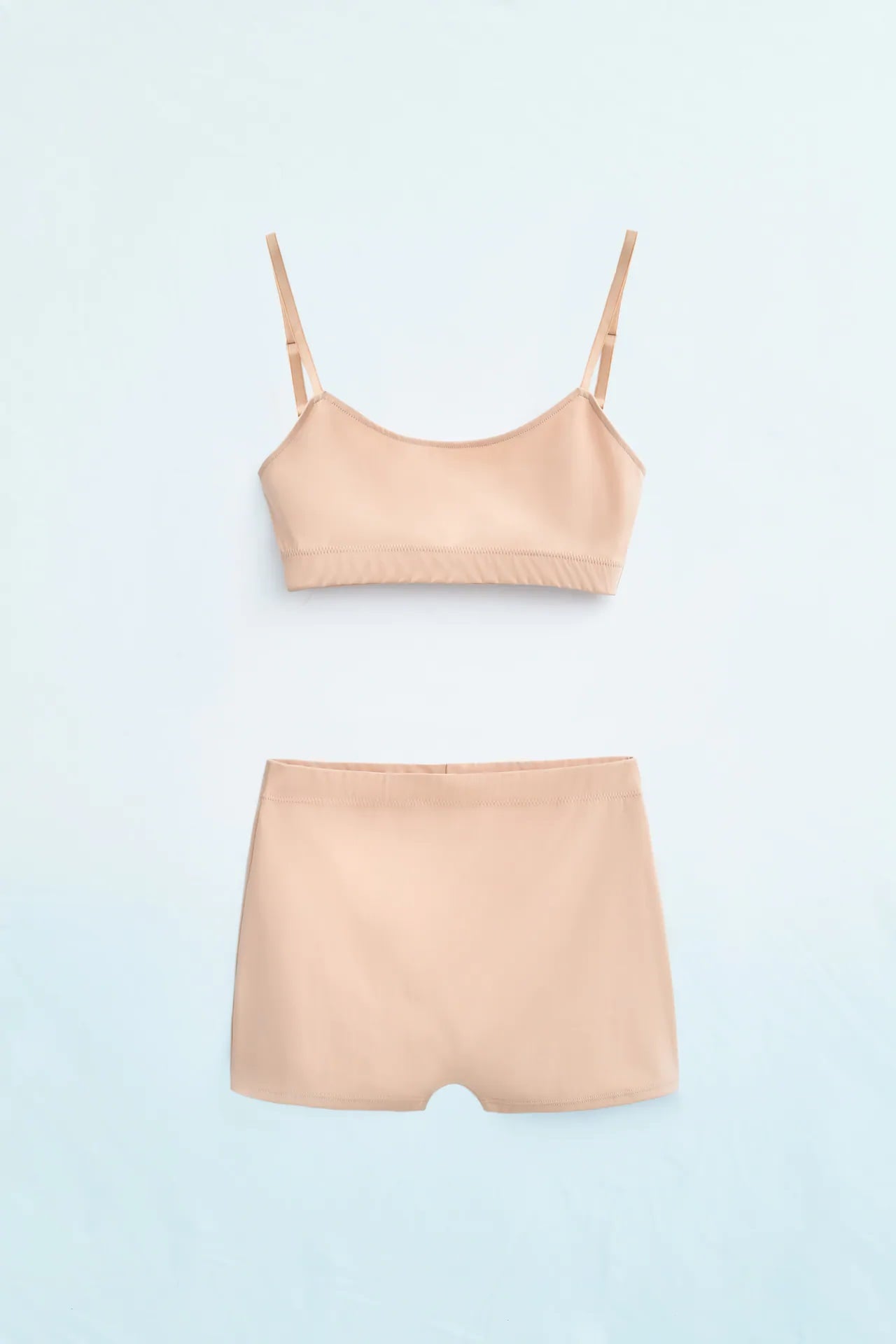 Zara sorprende con su colecci&oacute;n &lsquo;intimates&rsquo; pensada para disfrutar de la comodidad