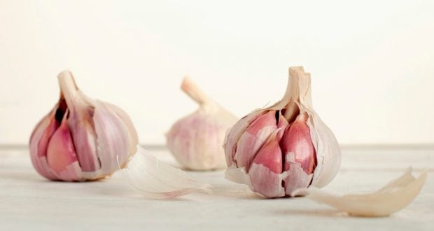 El esmalte de ajo puede acabar con las u&ntilde;as quebradizas