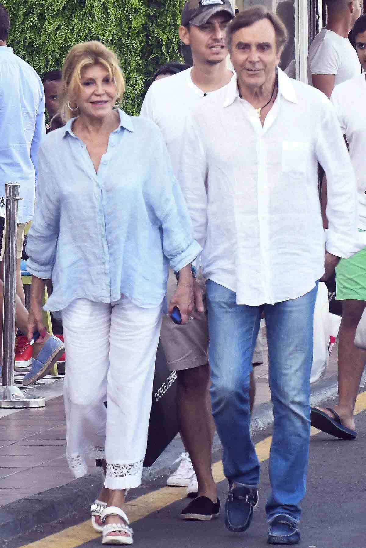 Manolo Segura y Tita Cervera en una imagen del pasado verano en Marbella/ GTRES