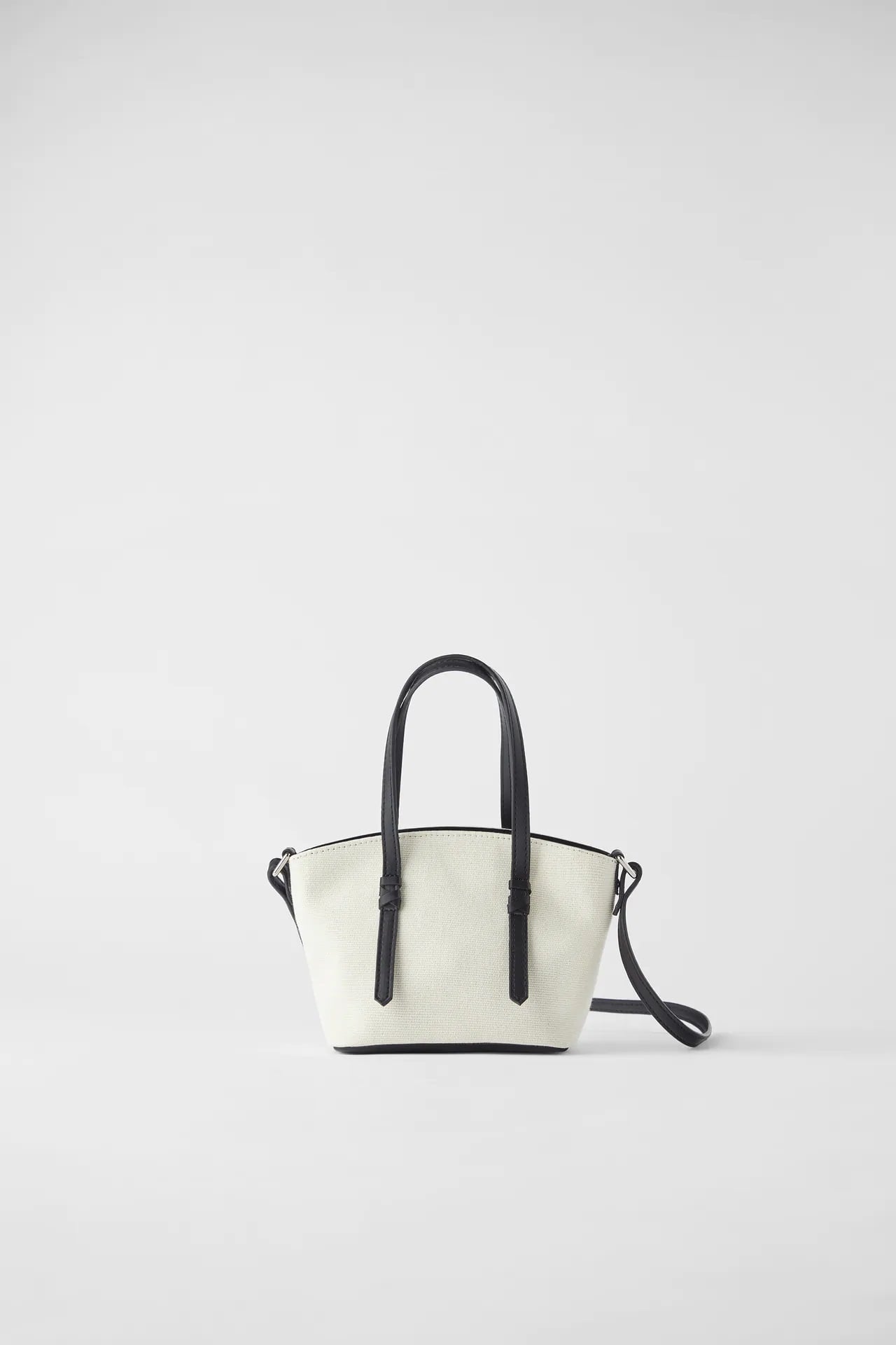 Zara rebajas: Imposible resistirse a estos 5 bolsos por menos de 10 euros ideales para cualquier ocasión