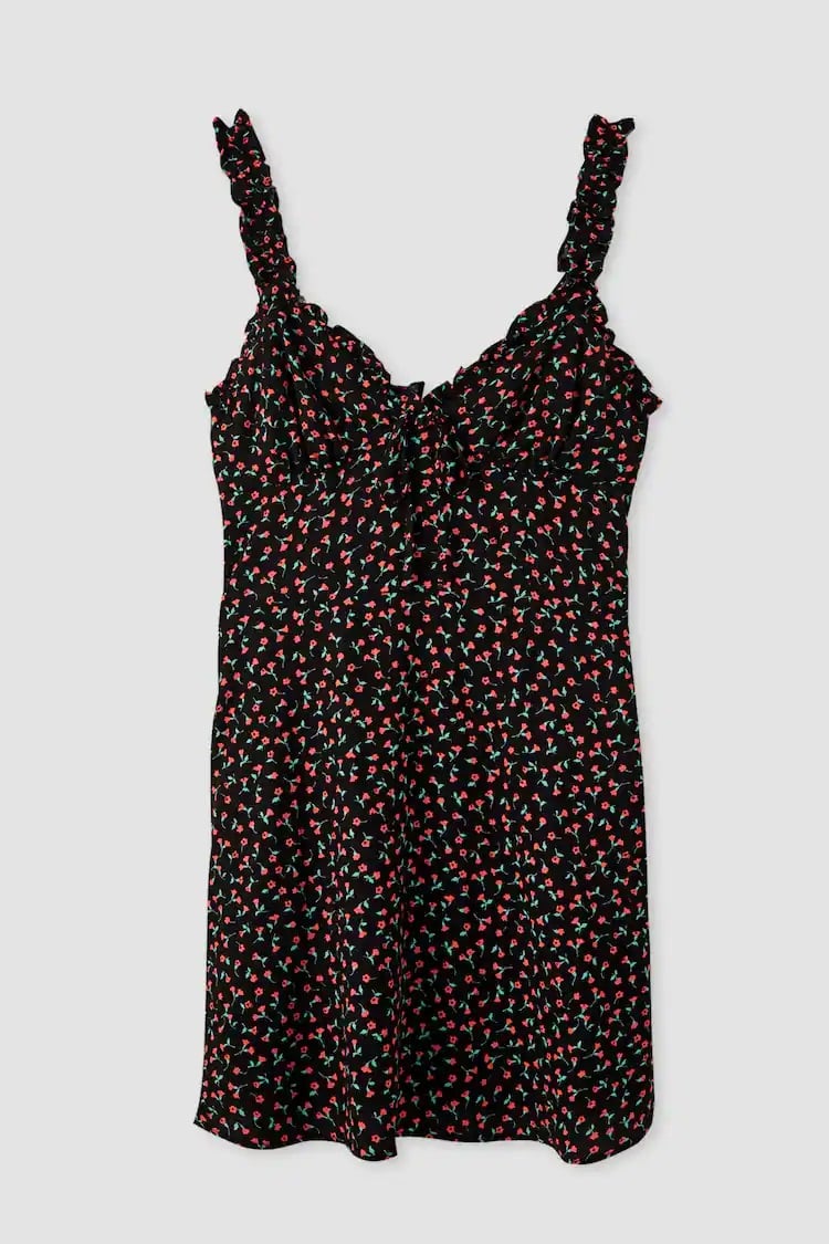 Estos son los mejores vestidos playeros rebajados de Mery Turiel para este verano