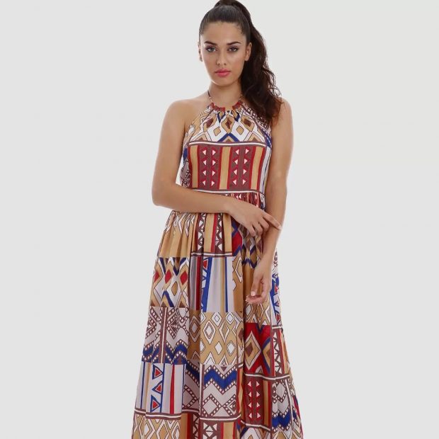 Este es el vestido largo que m&aacute;s gusta a las seguidoras de Paula Echevarr&iacute;a y vale solo 35 euros