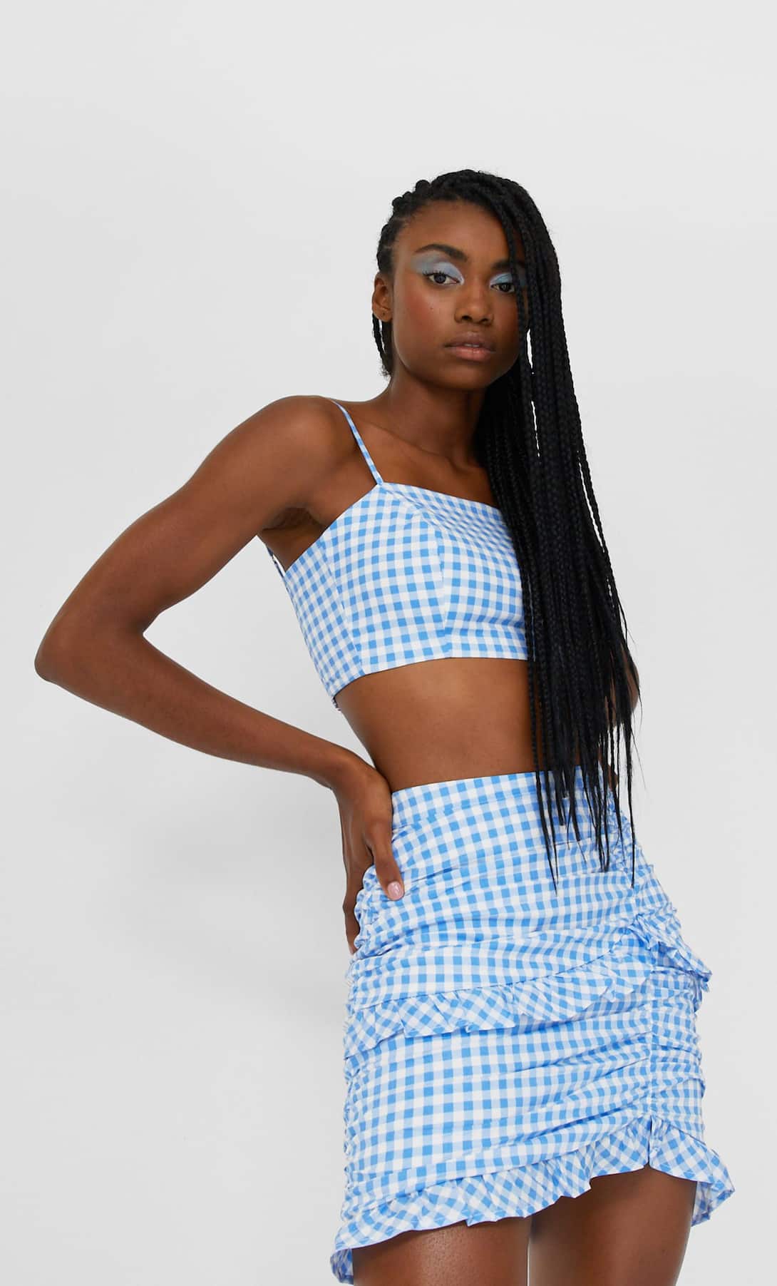 Este es el conjunto ‘picnic’ de Stradivarius, un homenaje a este 2020 y a las esperadas salidas de casa