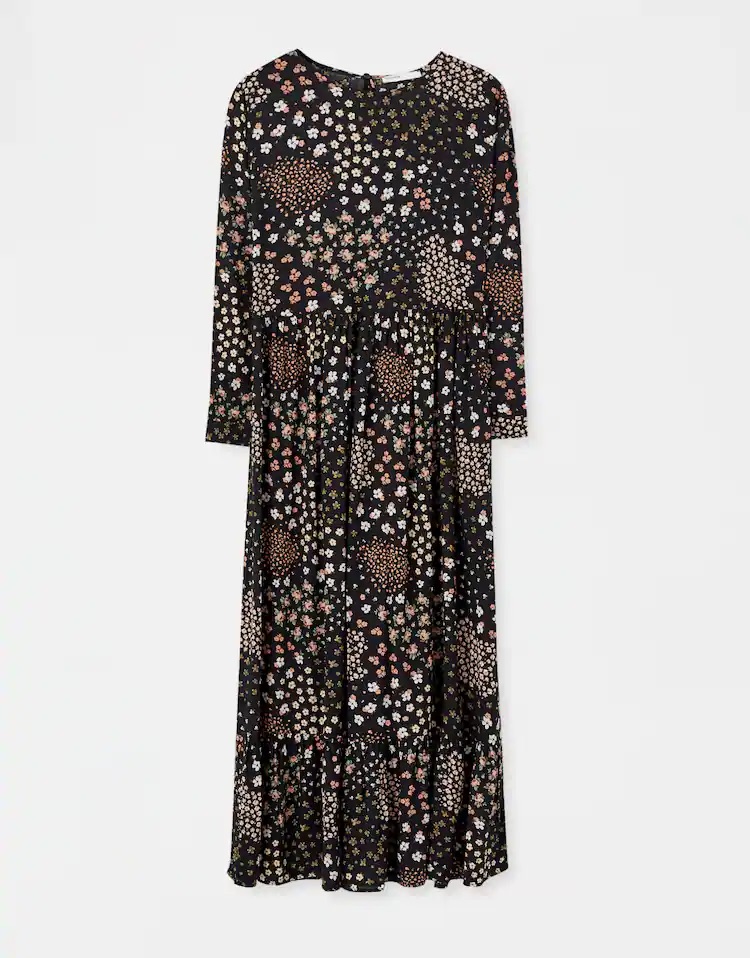 Segundas rebajas Pull&Bear: Estos vestidos te servir&aacute;n para el verano y oto&ntilde;o, son vers&aacute;tiles y c&oacute;modos
