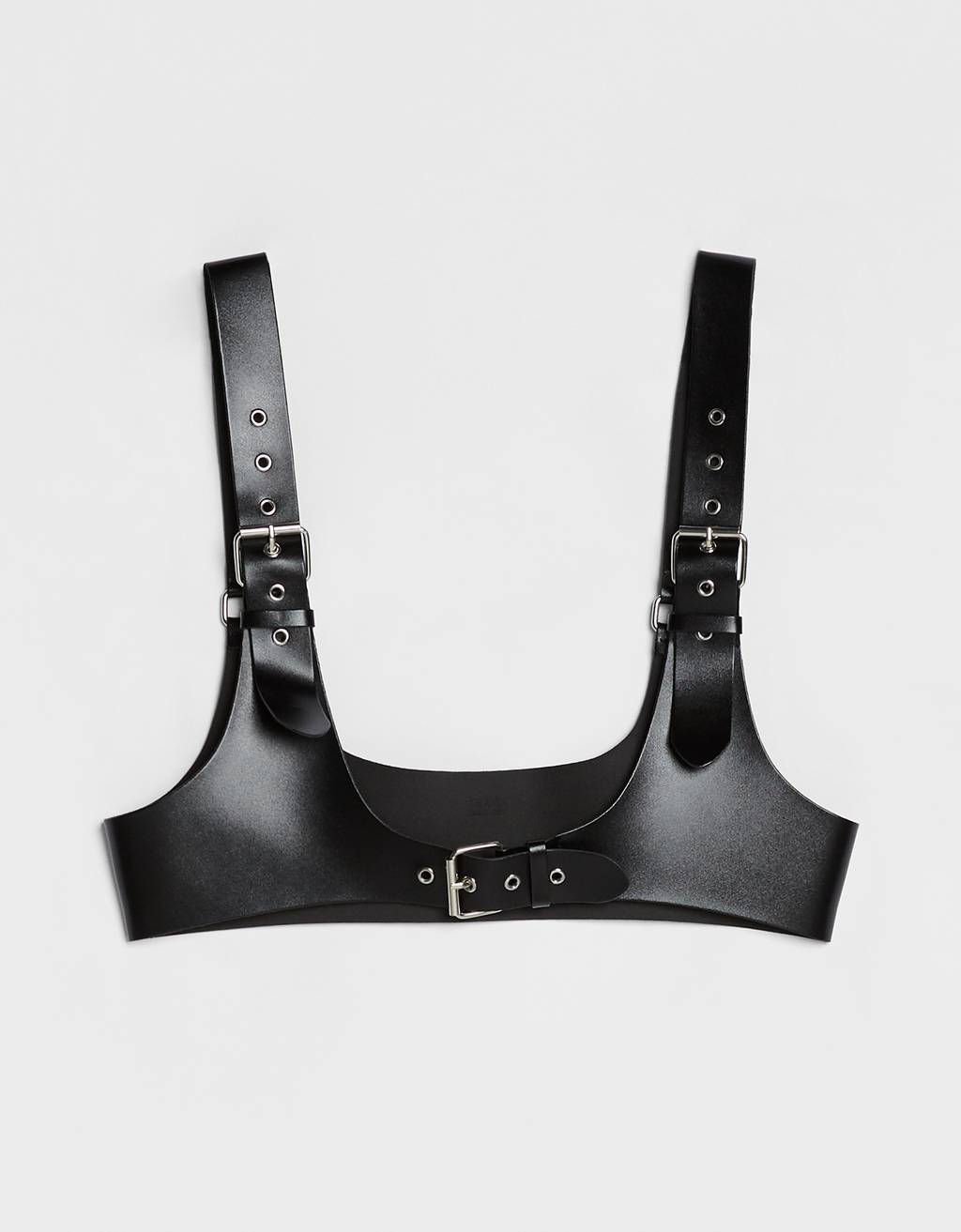 Bershka tiene el complemento ideal para las amantes de &rsquo;50 sombras de Grey&rsquo;, el arn&eacute;s 