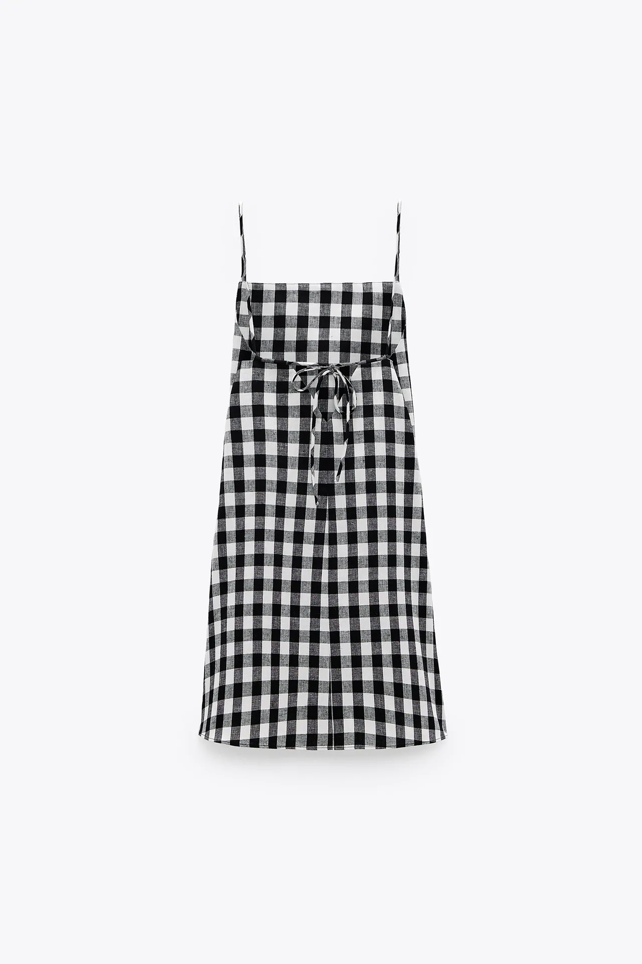 Este es el nuevo y sencillo vestido viral de Zara que ya está agotándose en web y tiendas