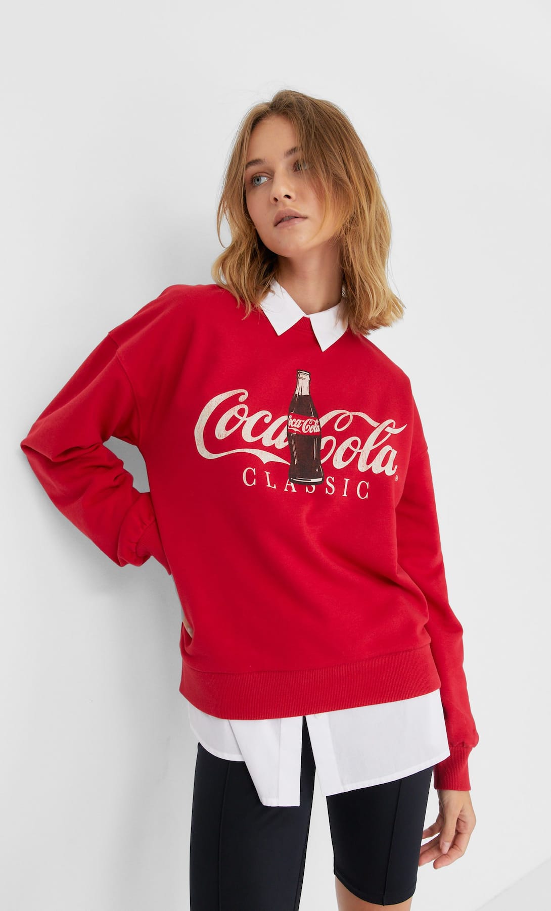 Stradivarius: ¿Coca Cola o Minie Mousse? Estas son las sudaderas retro para la nueva normalidad