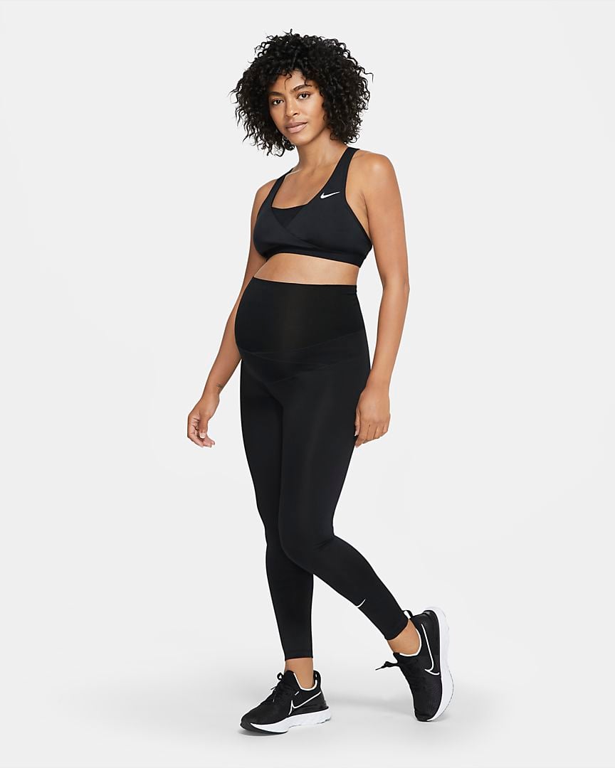 Nike (M) es la primera colecci&oacute;n de ropa deportiva para mam&aacute;s y premam&aacute;s