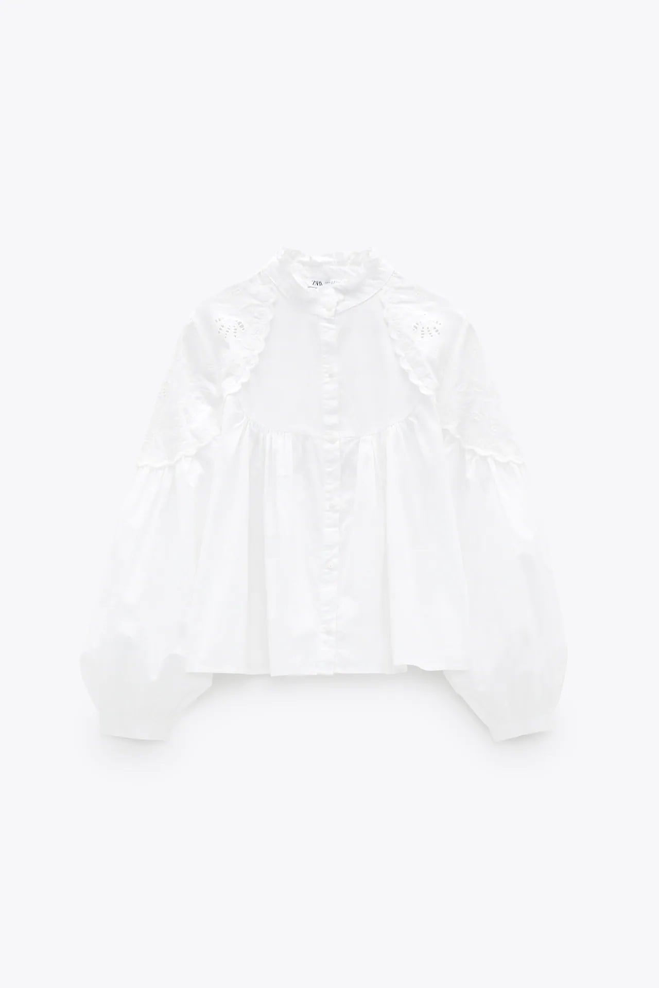 Estas son las camisas blancas de Zara que enamorarían a la princesa Grace Kelly