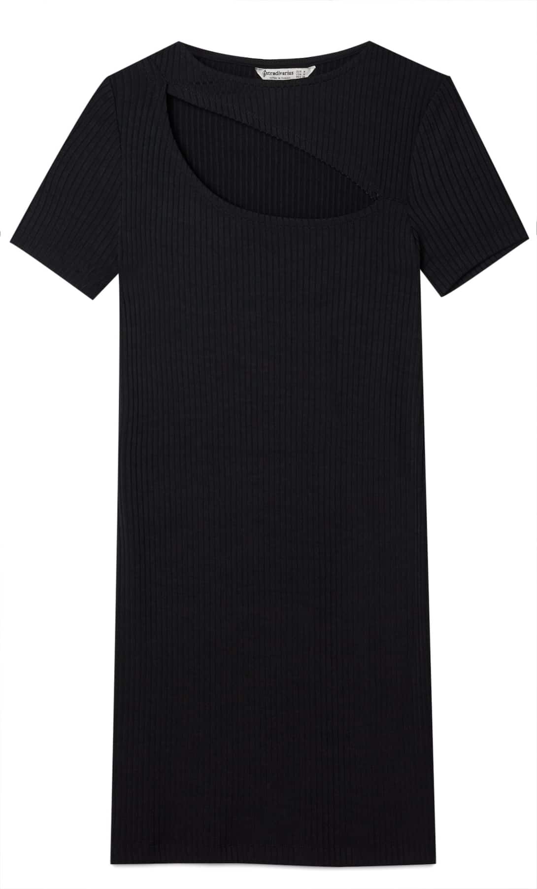 Paula Echevarr&iacute;a luce la sobrecamisa de Stradivarius m&aacute;s deseada de este oto&ntilde;o