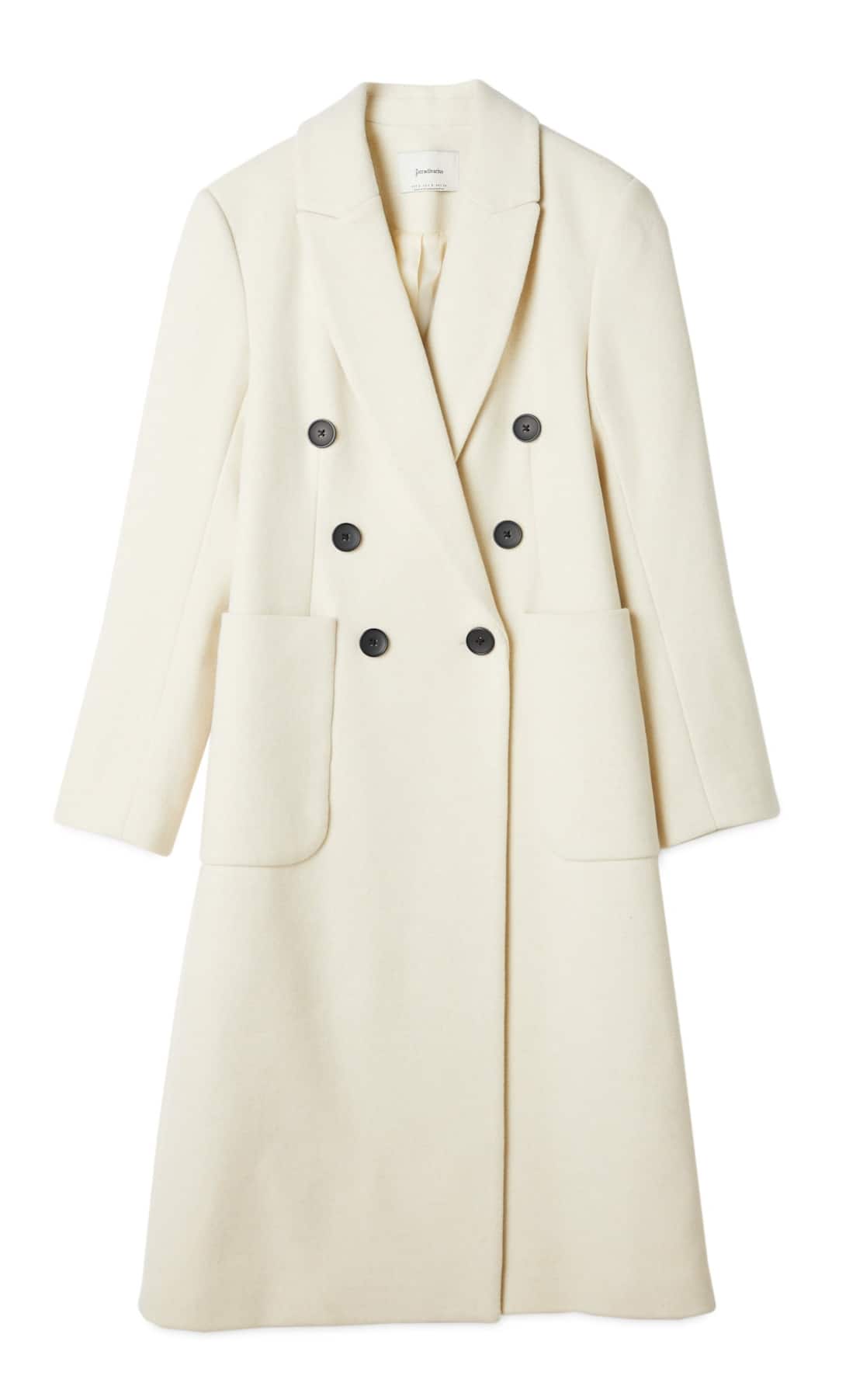 Stradivarius: 5 abrigos low cost que no vas a querer quitarte en todo el invierno