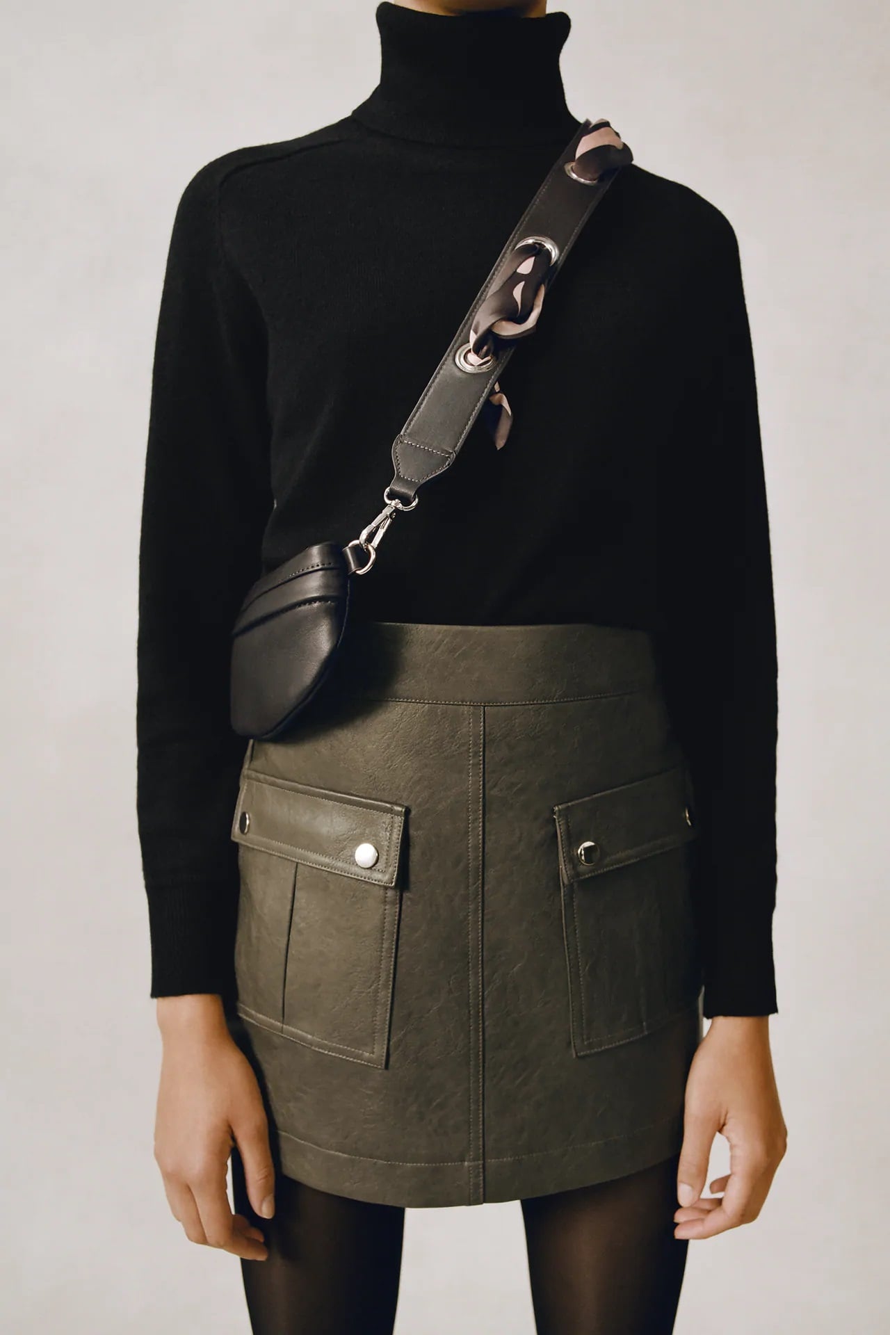 Zara tiene la falda pantalón de cuero más cómoda de este otoño-invierno