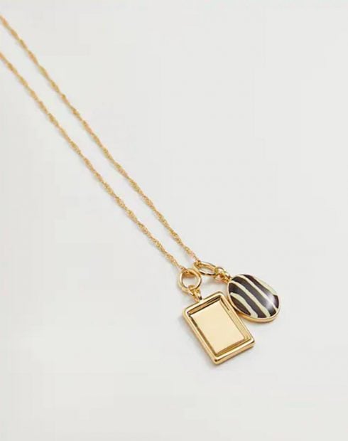 Charm de cebra de la nueva colección de Mango/Mango