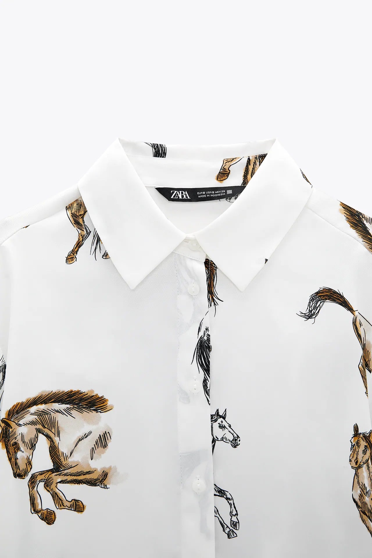 Zara se apunta al horse print, el estampado con caballos que triunfa en las pasarelas