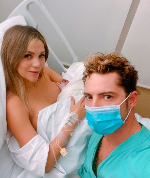El almeriense ya es padre de familia numerosa/@davidbisbal