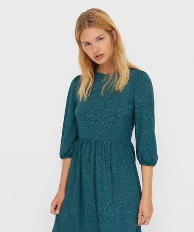 Descubre por qué introducir el color verde en tu armario este otoño