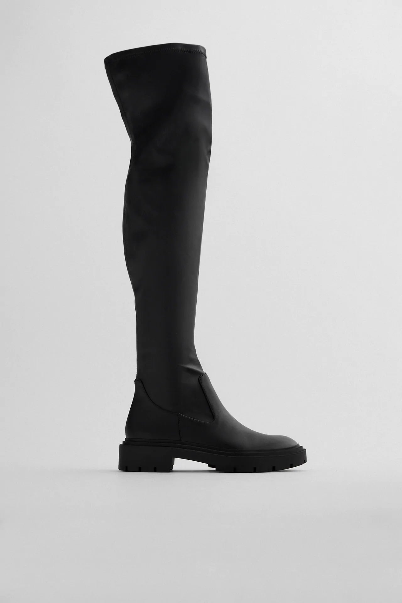 Roc&iacute;o Osorno lleva las botas virales de Zara m&aacute;s c&oacute;modas y deseadas del momento