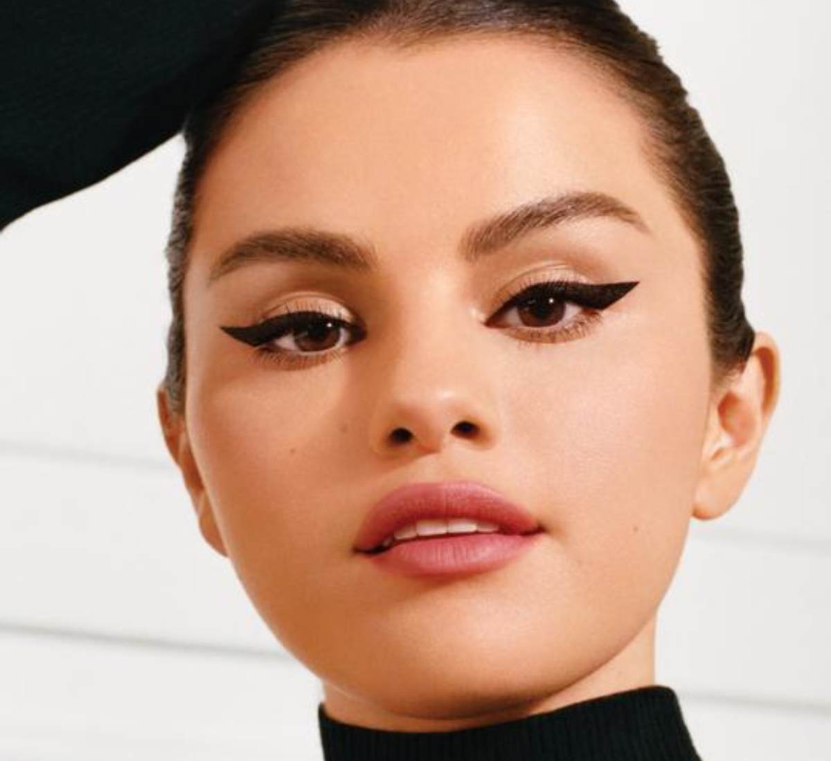 Famosas que lanzan sus colecciones de belleza y perfumes