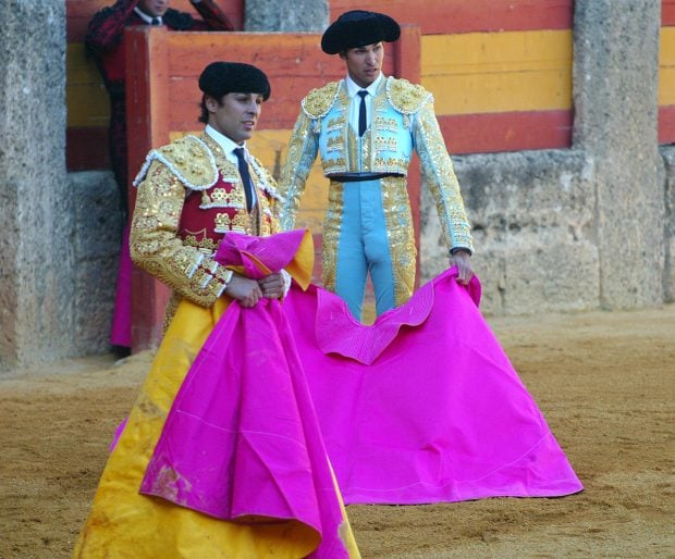 Francisco y Cayetano Rivera, dos toreros a los que se les ha negado ejercer su profesi&oacute;n utilizando los trajes y los trastos que su padres les dej&oacute; en herencia/Gtresr