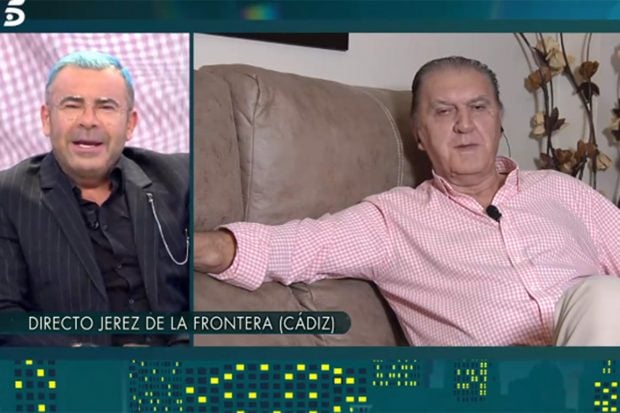 Jorge Javier Vázquez entrevistando a Luis Lara, amigo íntimo de Paquirri./Telecinco
