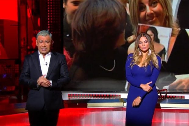 Jorge Javier V&aacute;zquez y Sylvia Panoja en el especial 'Cantora: la herencia envenenada'./Telecinco
